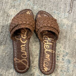 Same Edelman slide sandals